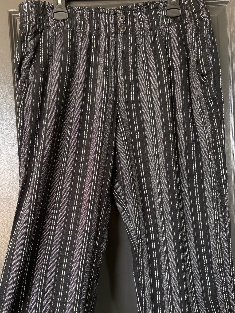 Briggs New York Black and Gray Striped Men’s Pants